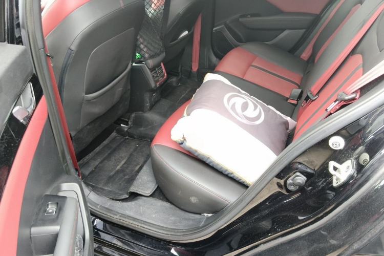 Used Dongfeng Aeolus Yixuan 2021 230T Automatic Hunter Edition Left Rear Seat