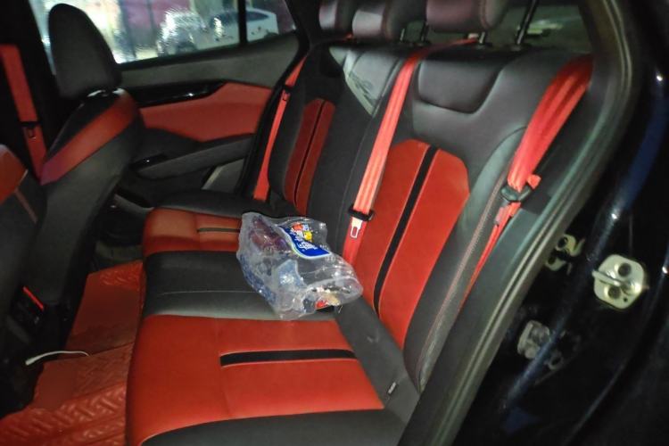 Used Dongfeng Aeolus Yixuan 2021 230T Automatic Zuiying Knight Edition Left Rear Seat