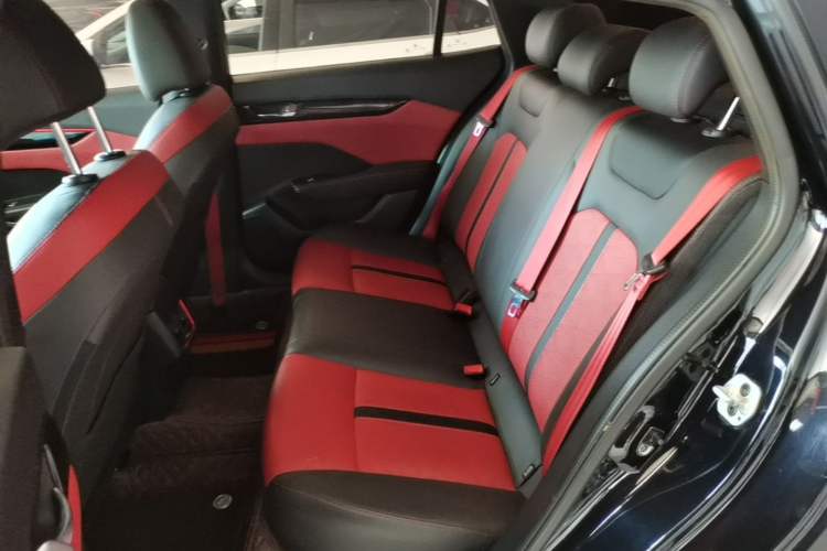 Used Dongfeng Aeolus Yixuan 2021 230T Automatic Zuiying Knight Edition Left Rear Seat