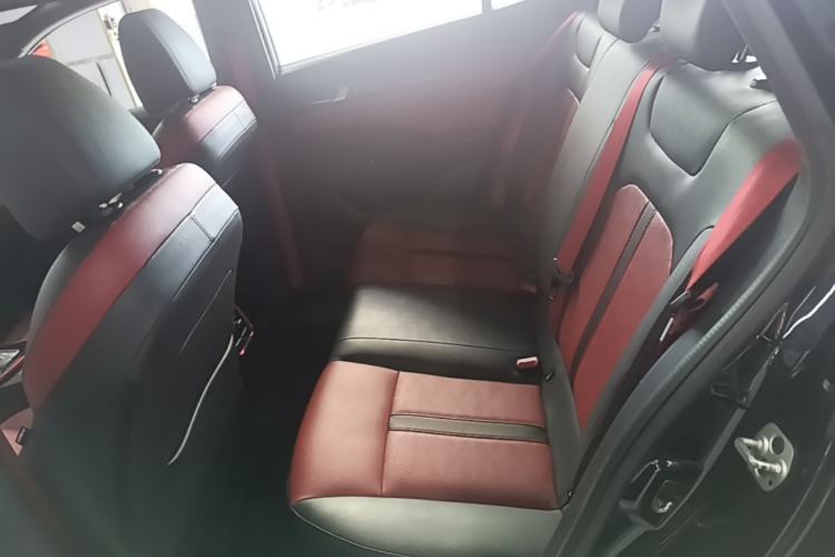 Used Dongfeng Aeolus Yixuan 2021 230T Automatic Zuiying Knight Edition Left Rear Seat