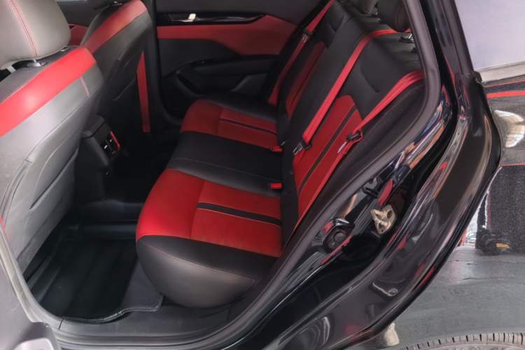 Used Dongfeng Aeolus Yixuan 2021 230T Automatic Hunter Edition Left Rear Seat