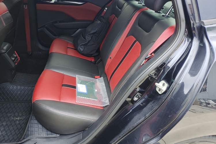 Used Dongfeng Aeolus Yixuan 2021 230T Automatic Zuiying Knight Edition Left Rear Seat