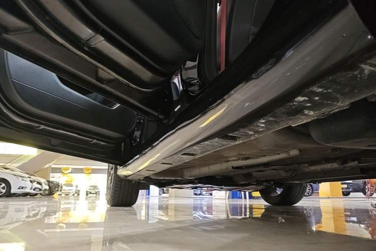 Used Dongfeng Aeolus Yixuan 2021 230T Automatic Hunter Edition Left Side Sill