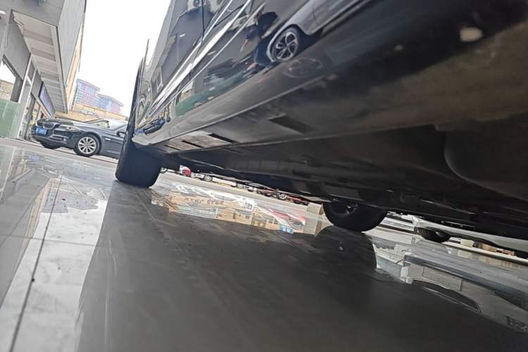 Used Dongfeng Aeolus Yixuan 2021 230T Automatic Zuiying Knight Edition Left Side Sill