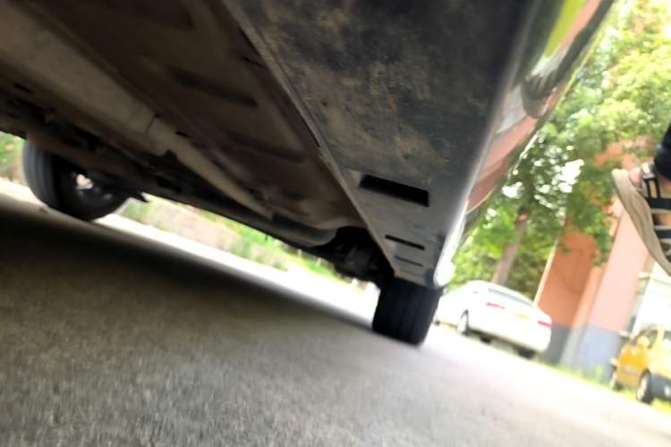 Used Dongfeng Aeolus Yixuan 2021 230T Automatic Zuiying Knight Edition Left Side Sill