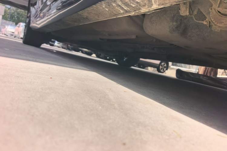 Used Dongfeng Aeolus Yixuan 2021 230T Automatic Zuiying Knight Edition Left Side Sill