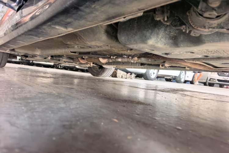 Used Dongfeng Aeolus Yixuan 2021 230T Automatic Hunter Edition Left Side Sill