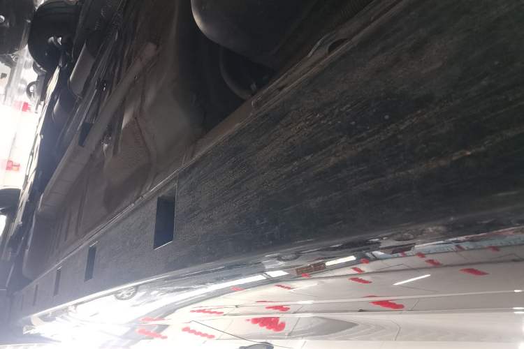Used Dongfeng Aeolus Yixuan 2021 230T Automatic Zuiying Knight Edition Left Side Sill