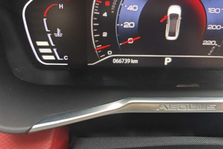 Used Dongfeng Aeolus Yixuan 2021 230T Automatic Zuiying Knight Edition Odometer Close Up