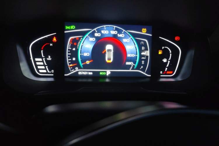 Used Dongfeng Aeolus Yixuan 2021 230T Automatic Zuiying Knight Edition Odometer Close Up
