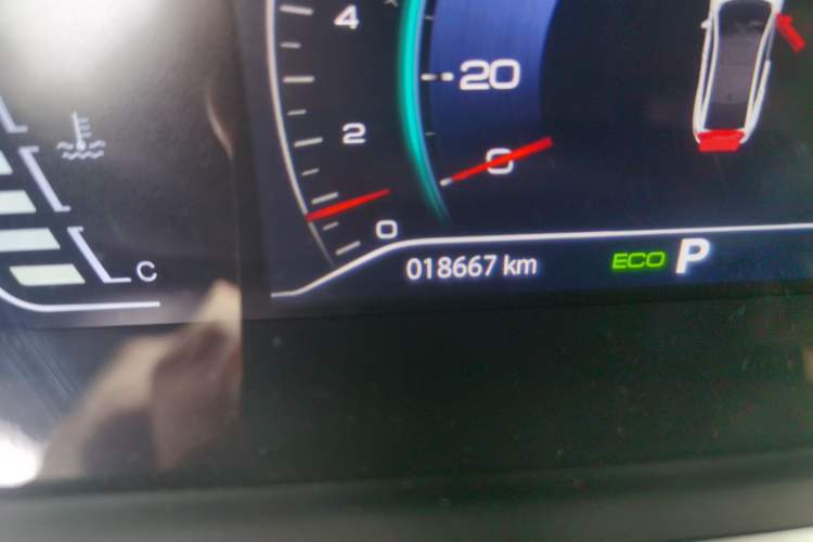 Used Dongfeng Aeolus Yixuan 2021 230T Automatic Hunter Edition Odometer Close Up