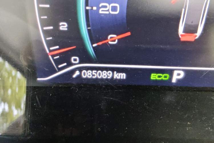 Used Dongfeng Aeolus Yixuan 2021 230T Automatic Dream-Chasing Rider Edition Odometer Close Up