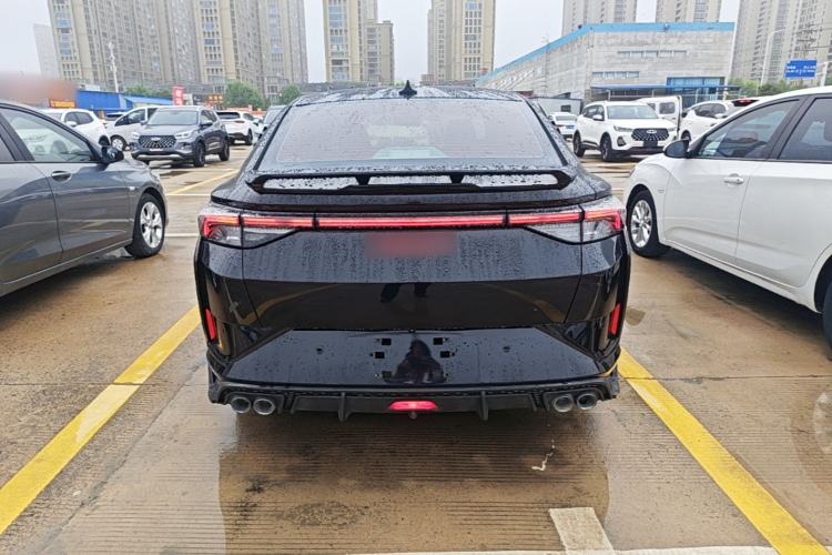 Used Dongfeng Aeolus Yixuan 2021 230T Automatic Dream-Chasing Rider Edition Rear
