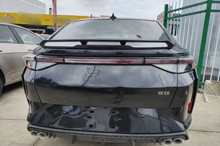 Used Dongfeng Aeolus Yixuan 2021 230T Automatic Zuiying Knight Edition Rear