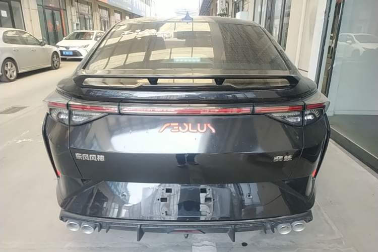 Used Dongfeng Aeolus Yixuan 2021 230T Automatic Dream-Chasing Rider Edition Rear