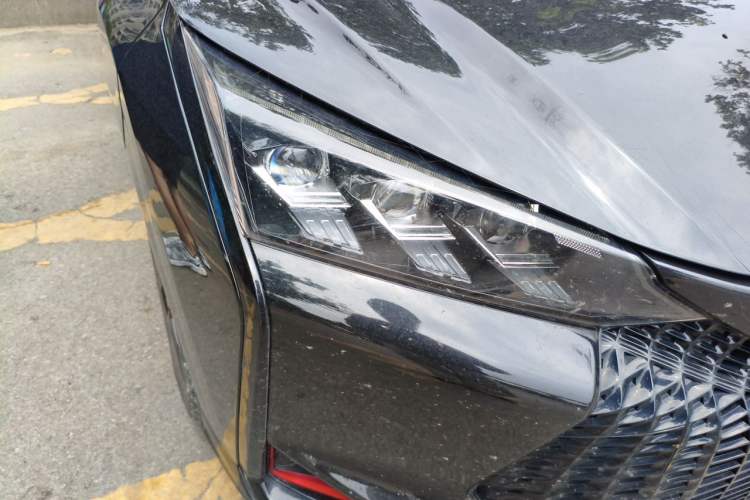 Used Dongfeng Aeolus Yixuan 2021 230T Automatic Dream-Chasing Rider Edition Right Front Headlight