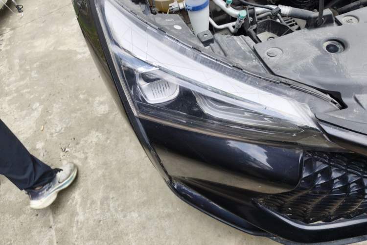 Used Dongfeng Aeolus Yixuan 2021 230T Automatic Zuiying Knight Edition Right Front Headlight