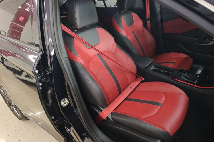 Used Dongfeng Aeolus Yixuan 2021 230T Automatic Hunter Edition Right Front Seat