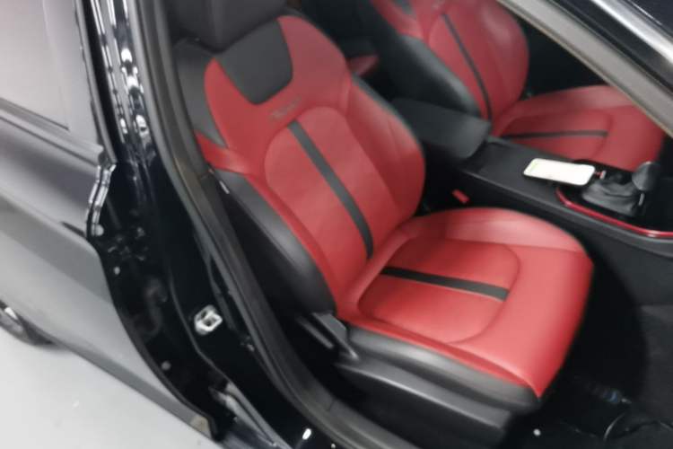 Used Dongfeng Aeolus Yixuan 2021 230T Automatic Zuiying Knight Edition Right Front Seat