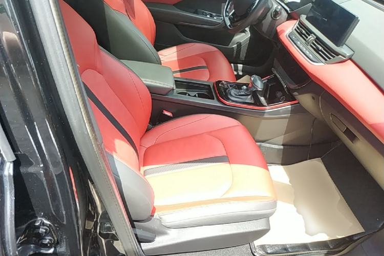 Used Dongfeng Aeolus Yixuan 2021 230T Automatic Zuiying Knight Edition Right Front Seat
