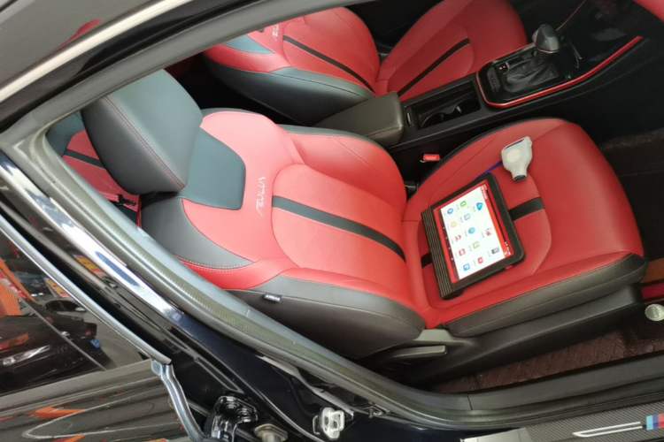 Used Dongfeng Aeolus Yixuan 2021 230T Automatic Zuiying Knight Edition Right Front Seat