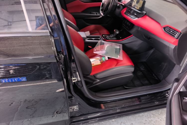 Used Dongfeng Aeolus Yixuan 2021 230T Automatic Hunter Edition Right Front Seat