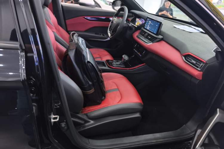 Used Dongfeng Aeolus Yixuan 2021 230T Automatic Zuiying Knight Edition Right Front Seat