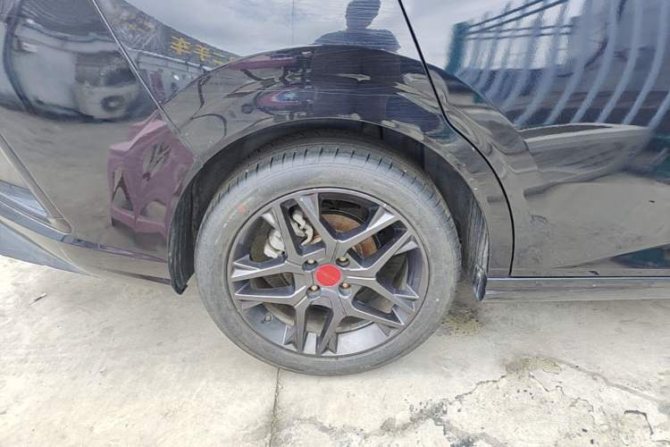 Used Dongfeng Aeolus Yixuan 2021 230T Automatic Zuiying Knight Edition Right Rear Wheel Hub