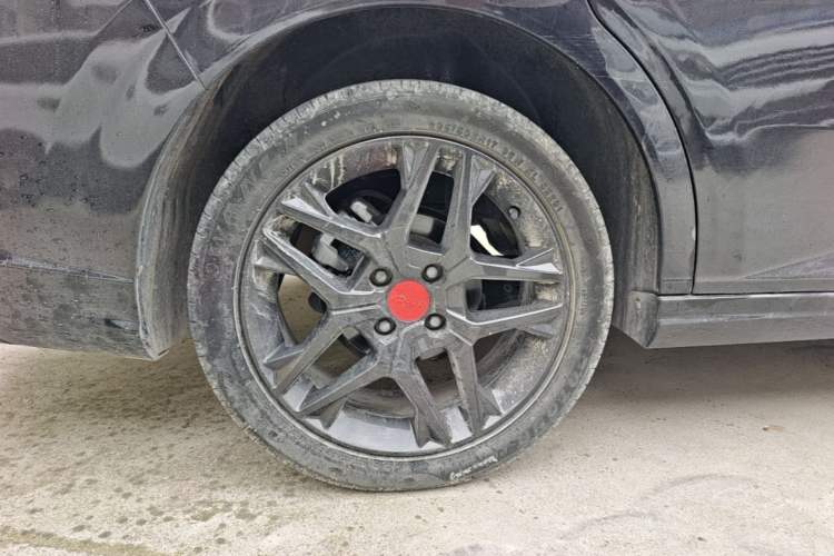 Used Dongfeng Aeolus Yixuan 2021 230T Automatic Hunter Edition Right Rear Wheel Hub
