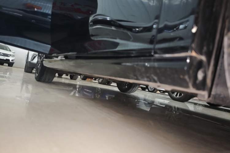 Used Dongfeng Aeolus Yixuan 2021 230T Automatic Hunter Edition Right Side Sill