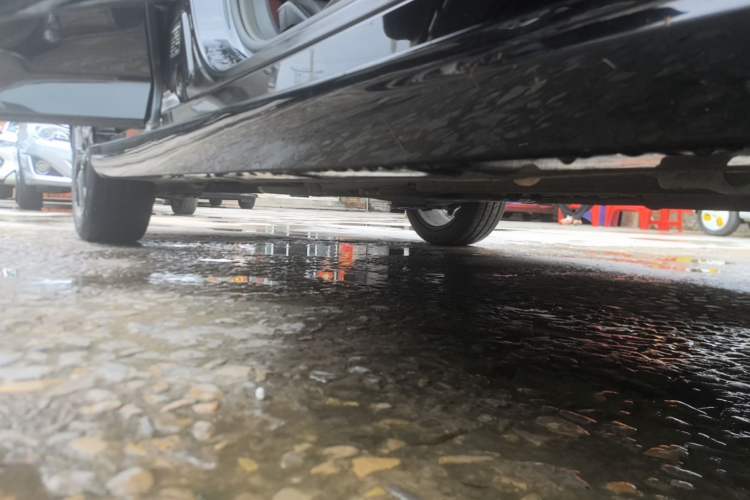 Used Dongfeng Aeolus Yixuan 2021 230T Automatic Zuiying Knight Edition Right Side Sill