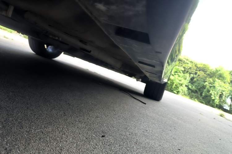 Used Dongfeng Aeolus Yixuan 2021 230T Automatic Zuiying Knight Edition Right Side Sill