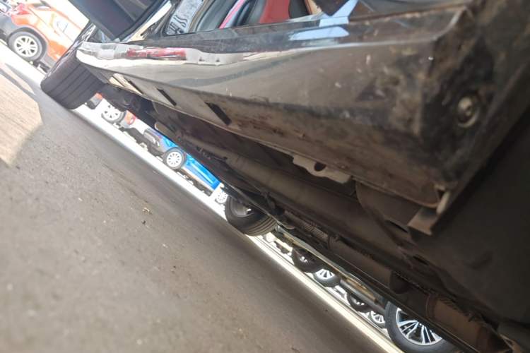 Used Dongfeng Aeolus Yixuan 2021 230T Automatic Zuiying Knight Edition Right Side Sill