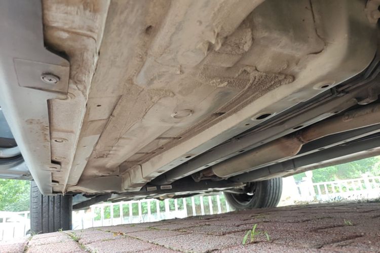 Used Dongfeng Aeolus Yixuan 2021 230T Automatic Zuiying Knight Edition Right Side Sill