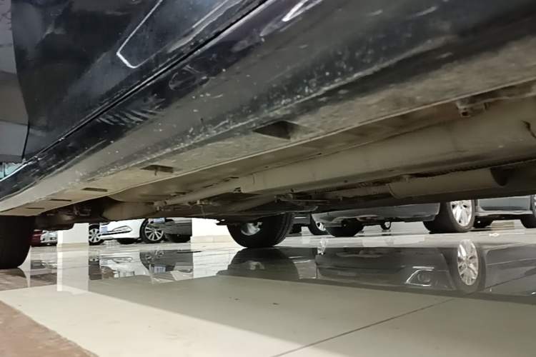 Used Dongfeng Aeolus Yixuan 2021 230T Automatic Zuiying Knight Edition Right Side Sill