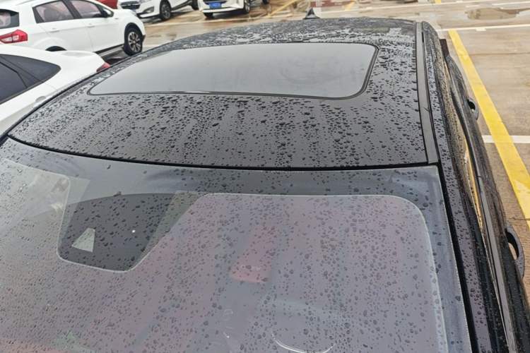 Used Dongfeng Aeolus Yixuan 2021 230T Automatic Dream-Chasing Rider Edition Roof