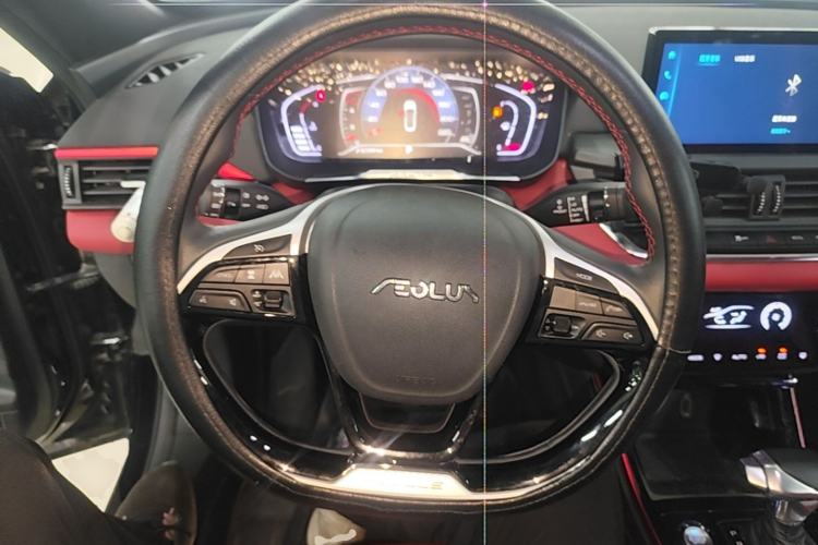 Used Dongfeng Aeolus Yixuan 2021 230T Automatic Dream-Chasing Rider Edition Steering Wheel