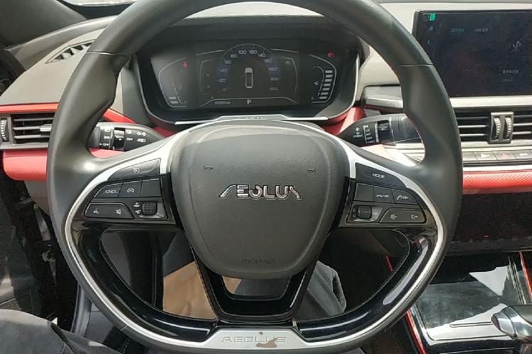 Used Dongfeng Aeolus Yixuan 2021 230T Automatic Zuiying Knight Edition Steering Wheel