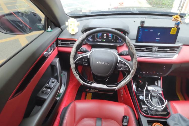 Used Dongfeng Aeolus Yixuan 2021 230T Automatic Dream-Chasing Edition Steering Wheel
