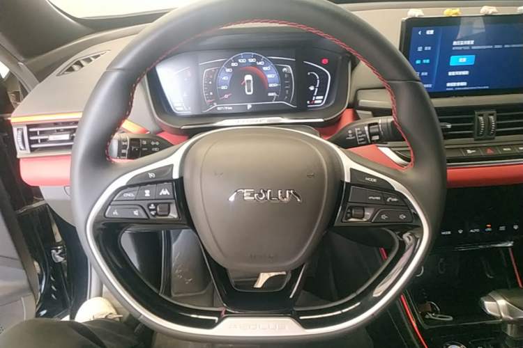Used Dongfeng Aeolus Yixuan 2021 230T Automatic Dream-Chasing Rider Edition Steering Wheel