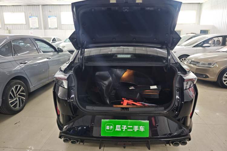 Used Dongfeng Aeolus Yixuan 2021 230T Automatic Hunter Edition Trunk