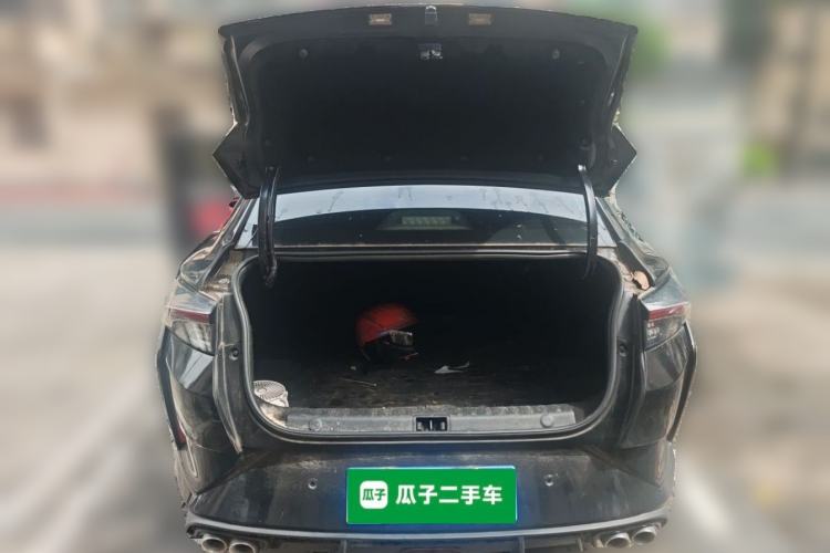 Used Dongfeng Aeolus Yixuan 2021 230T Automatic Dream-Chasing Rider Edition Trunk