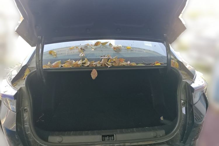 Used Dongfeng Aeolus Yixuan 2021 230T Automatic Hunter Edition Trunk