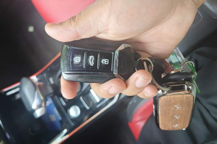 Used Dongfeng Aeolus Yixuan 2021 230T Automatic Zuiying Knight Edition Vehicle Key