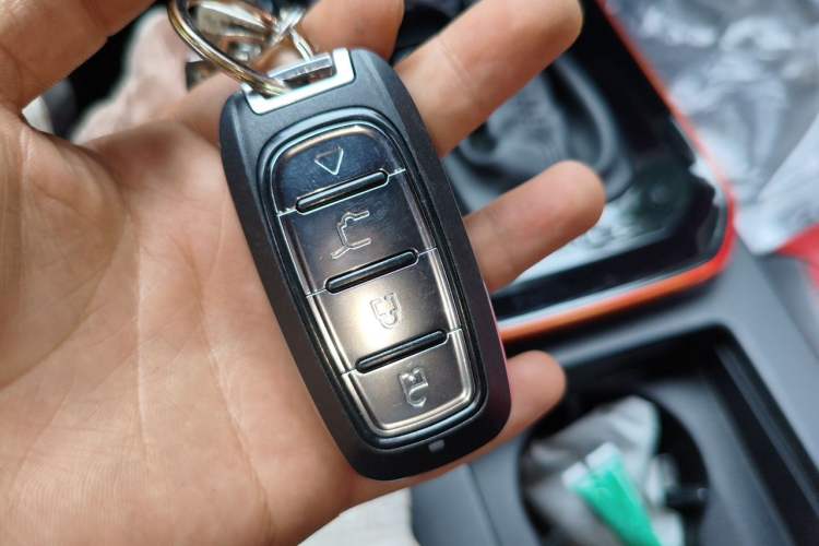 Used Dongfeng Aeolus Yixuan 2021 230T Automatic Dream-Chasing Rider Edition Vehicle Key