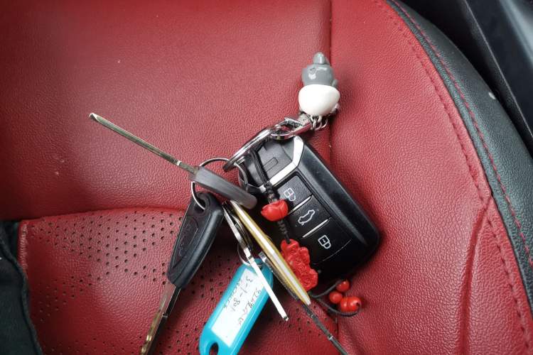 Used Dongfeng Aeolus Yixuan 2021 230T Automatic Glory Edition Vehicle Key