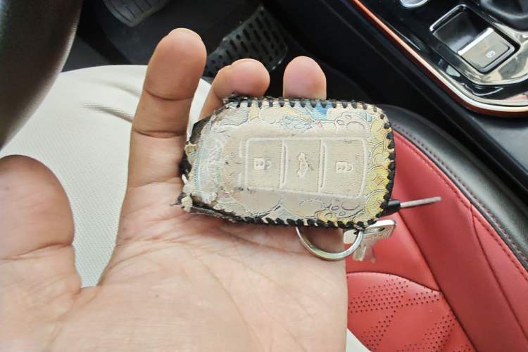 Used Dongfeng Aeolus Yixuan 2021 230T Automatic Dream-Chasing Rider Edition Vehicle Key