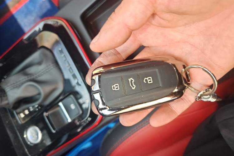 Used Dongfeng Aeolus Yixuan 2021 230T Automatic Zuiying Knight Edition Vehicle Key