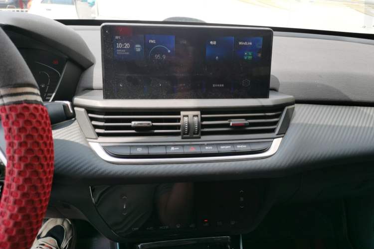Used Dongfeng Aeolus Yixuan 2021 230T Automatic Glory Edition Audio And AC Panel