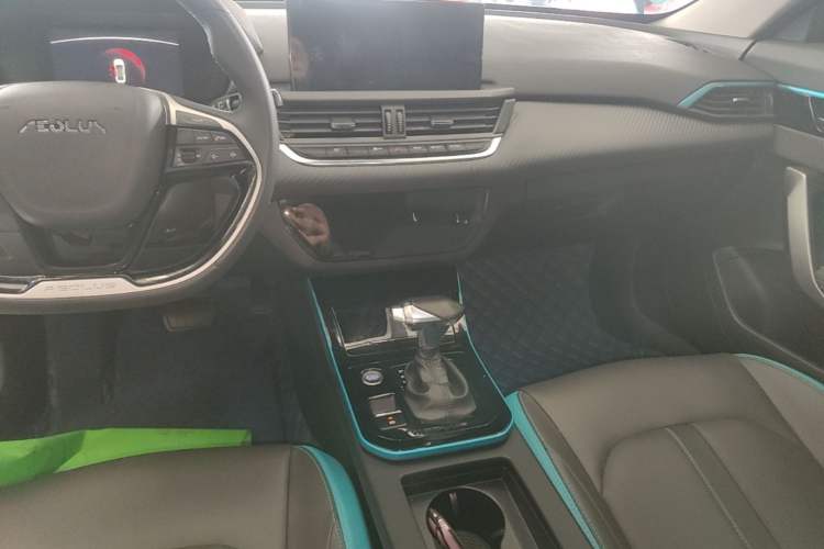 Used Dongfeng Aeolus Yixuan 2021 230T Automatic Dream-Chasing Edition Audio And AC Panel